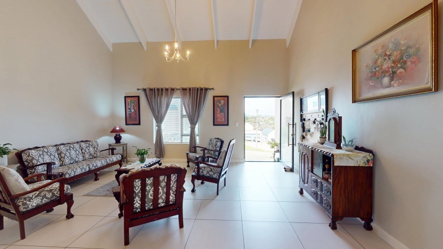 3 Bedroom Property for Sale in Berg En Dal Western Cape
